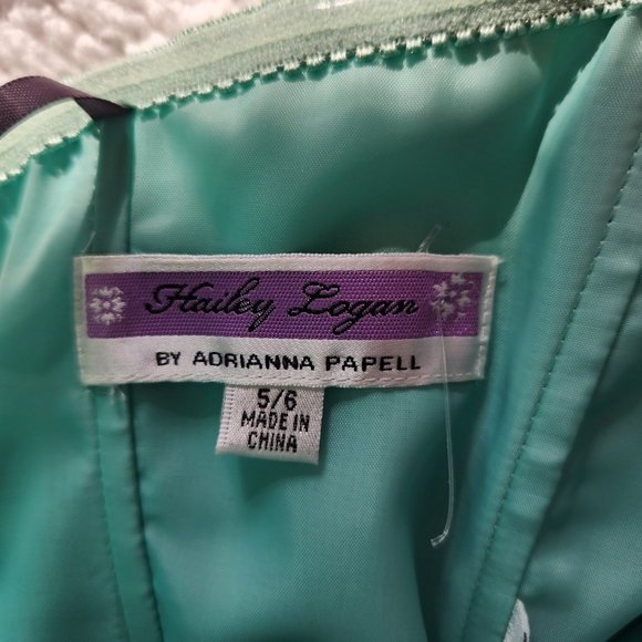 Hailey Logan by Adrianna Papell party dress - Picture 6 of 11